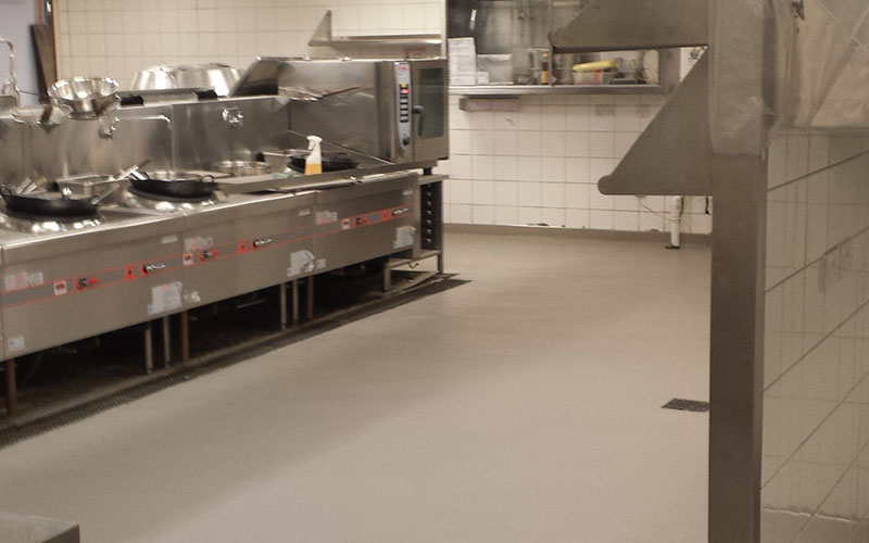 clean polyurethane flooring in a large food production zone